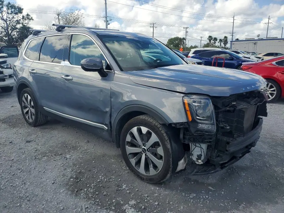 2020 KIA TELLURIDE S  