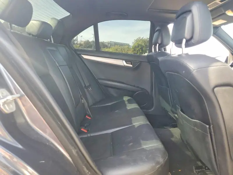 2013 MERCEDES-BENZ C 250  