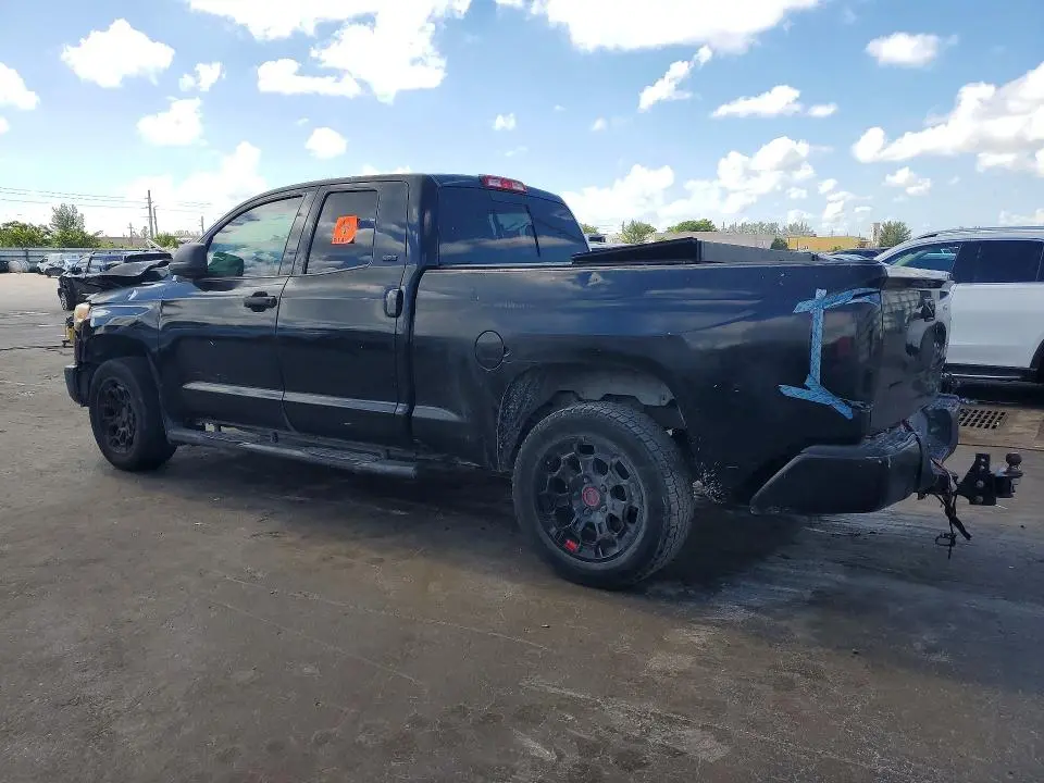 2015 TOYOTA TUNDRA SR5  