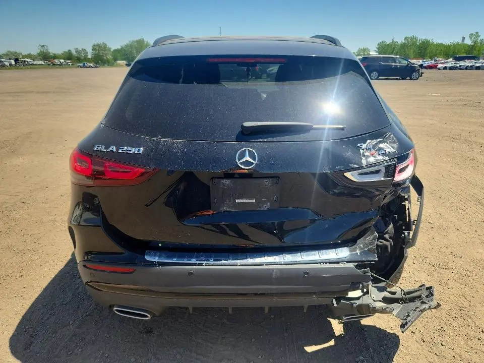 2023 MERCEDES-BENZ GLA 250 4MATIC  