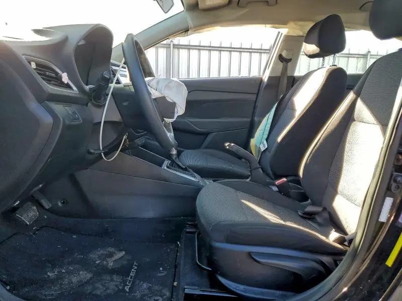 2021 HYUNDAI ACCENT SE  