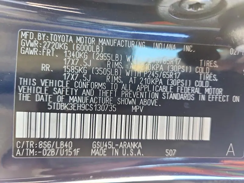2012 TOYOTA HIGHLANDER SE  