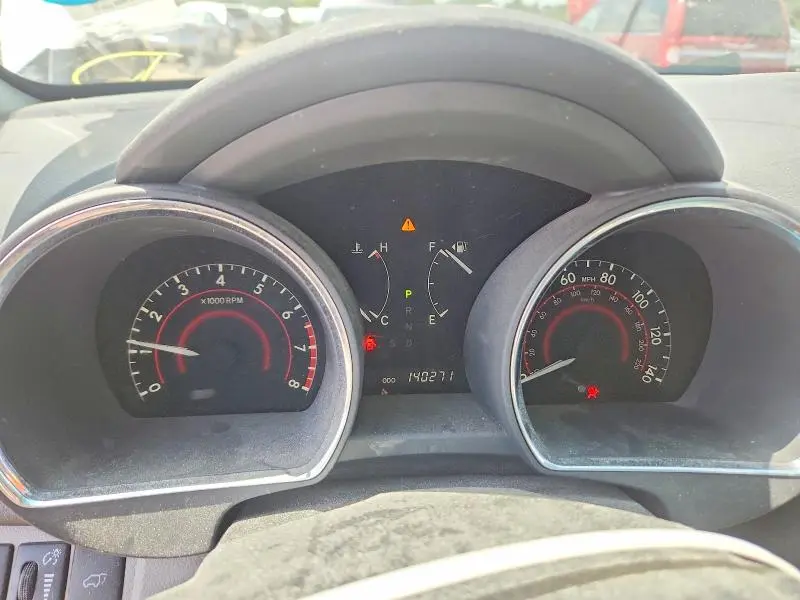 2012 TOYOTA HIGHLANDER SE  