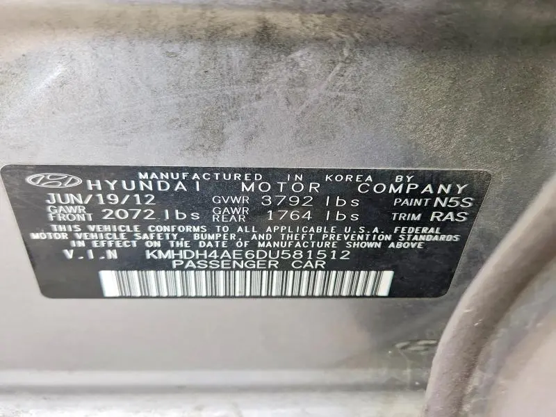 2013 HYUNDAI ELANTRA   