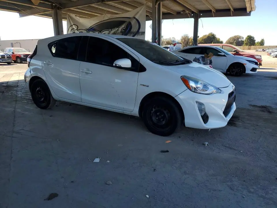 2015 TOYOTA PRIUS C ONE  