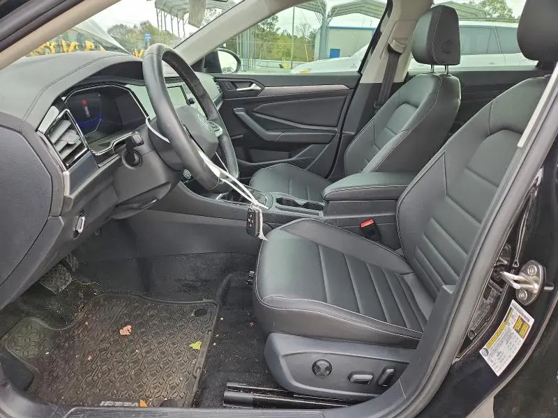 2024 VOLKSWAGEN JETTA SE  