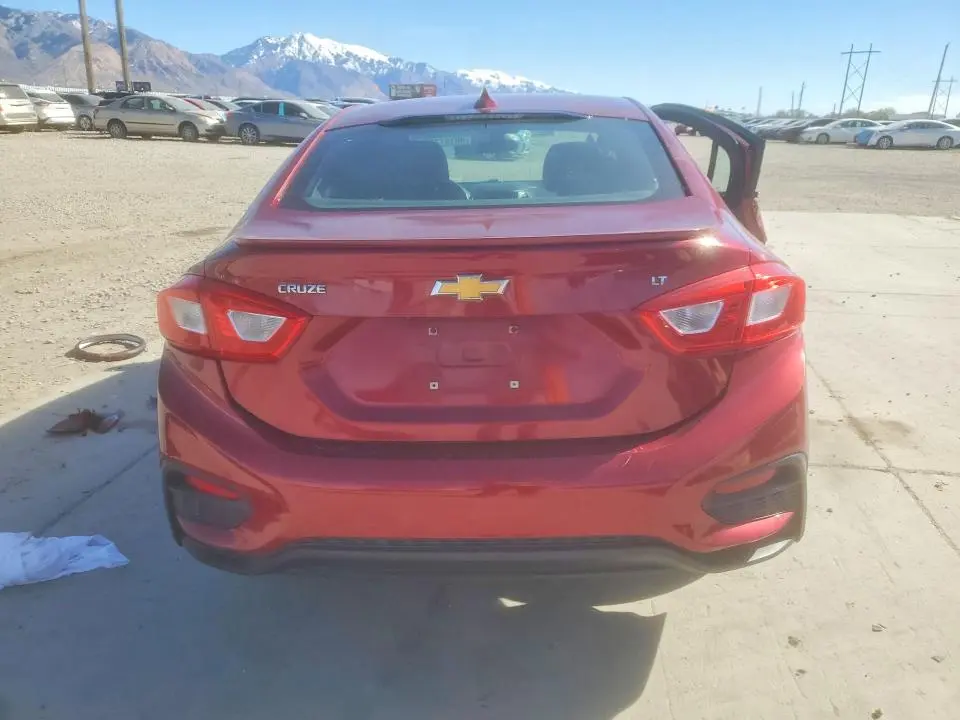 2017 CHEVROLET CRUZE LT  