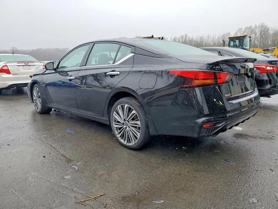 2023 NISSAN ALTIMA 2.5 SL  