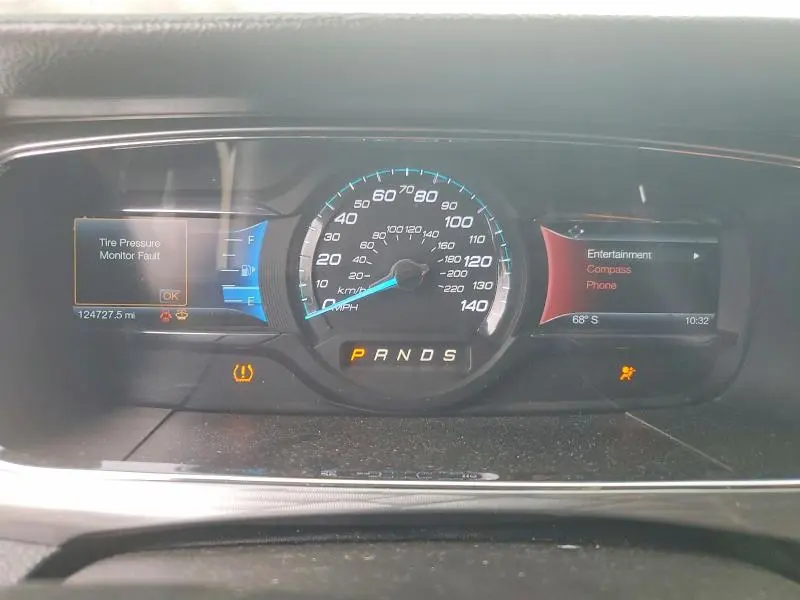 2015 FORD TAURUS SEL  