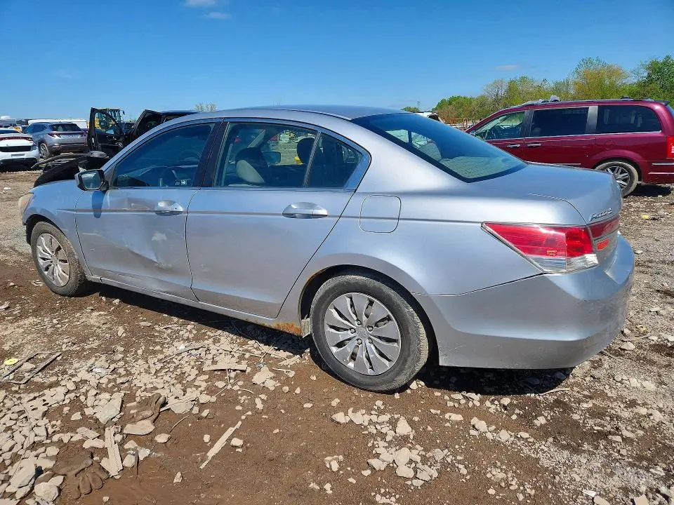2011 HONDA ACCORD LX  