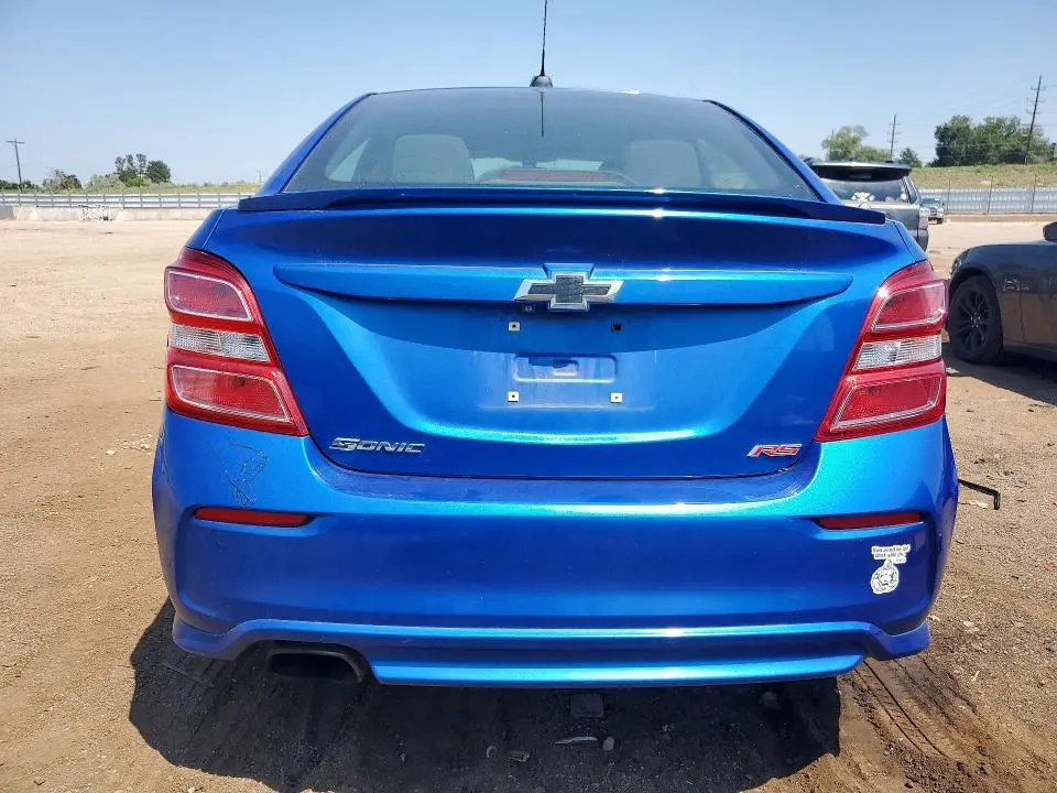 2019 CHEVROLET SONIC LT  