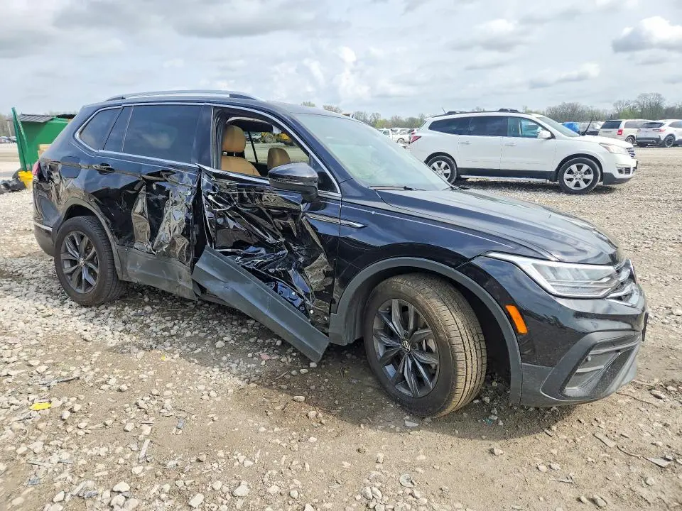 2023 VOLKSWAGEN TIGUAN SE  