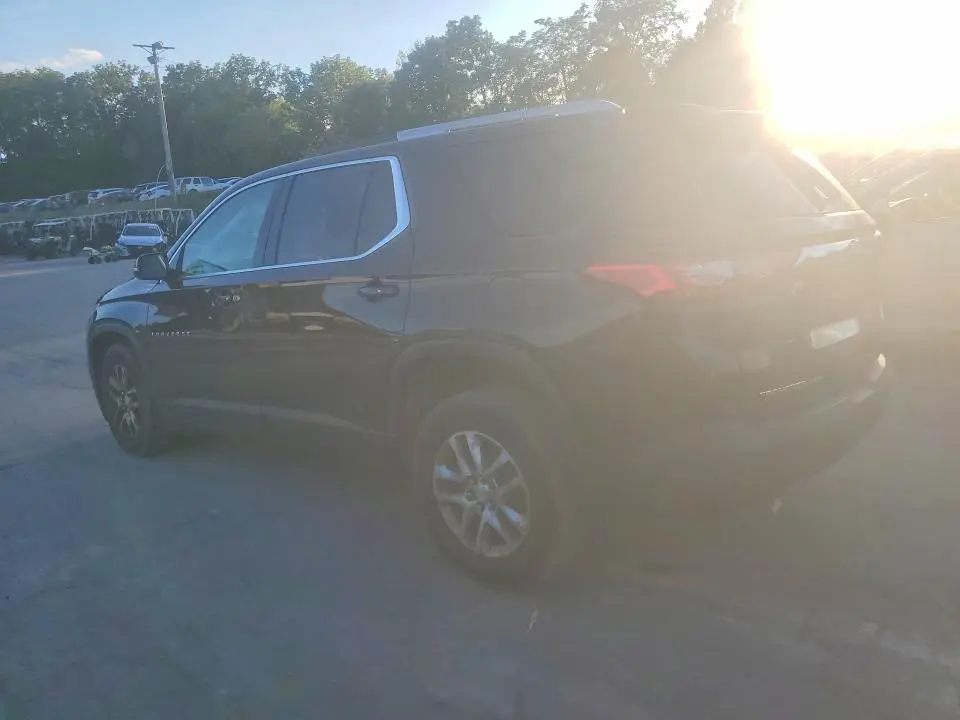 2018 CHEVROLET TRAVERSE LT  