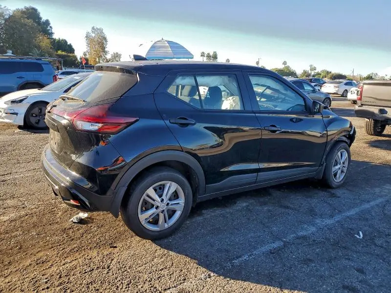 2024 NISSAN KICKS S  