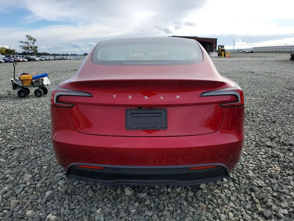 2025 TESLA MODEL 3   
