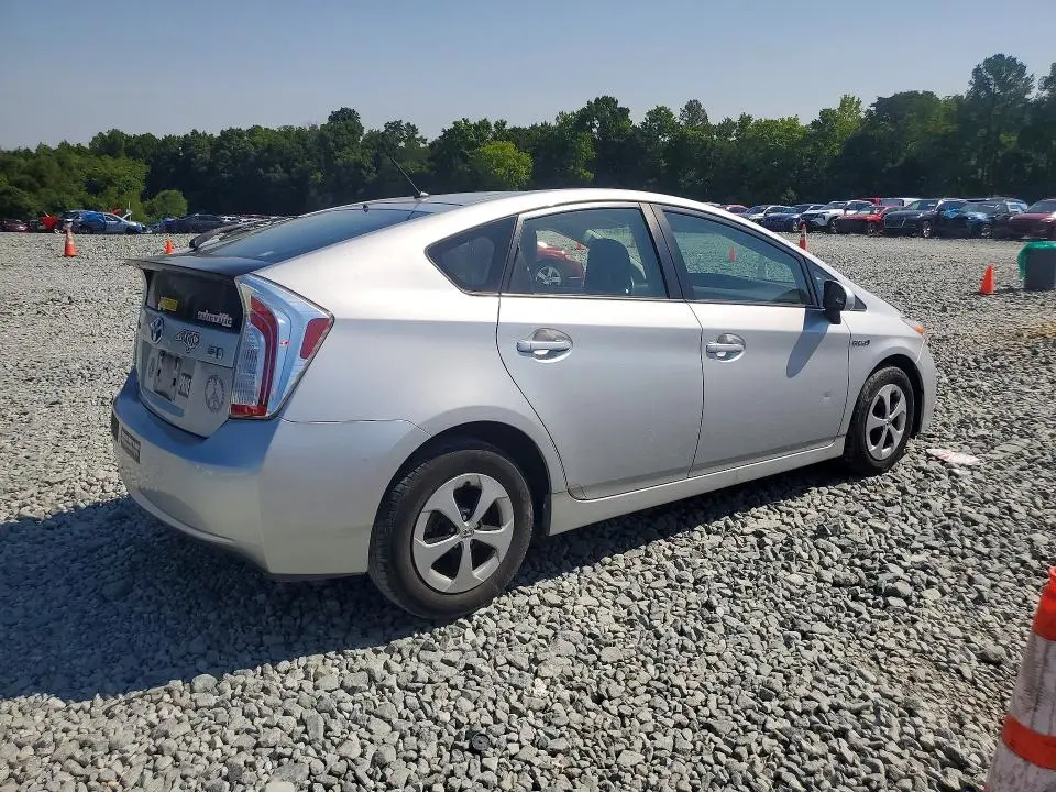 2015 TOYOTA PRIUS TWO  