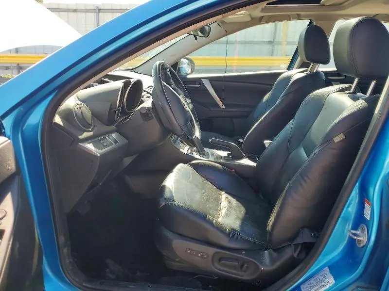 2010 MAZDA 3 S  