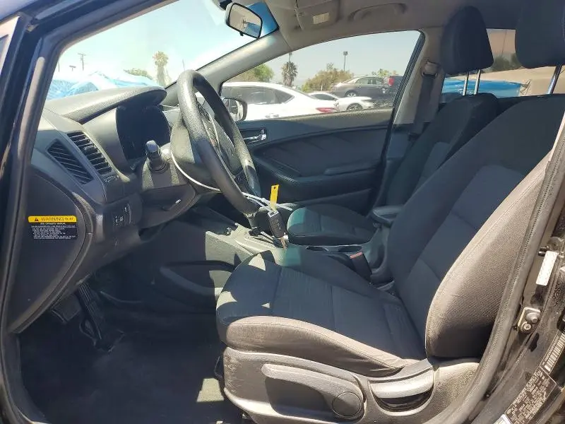 2015 KIA FORTE LX  