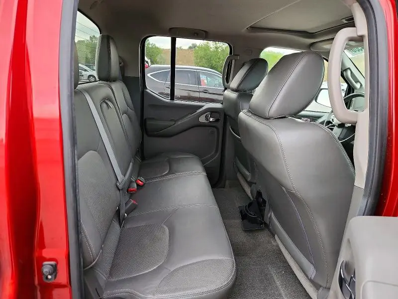 2012 NISSAN FRONTIER S  