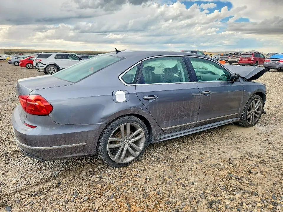 2016 VOLKSWAGEN PASSAT S  
