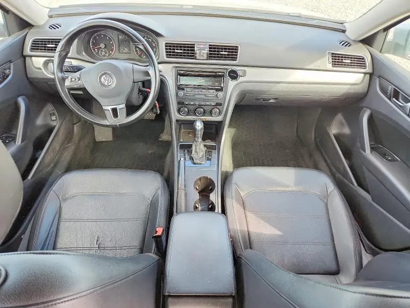 2014 VOLKSWAGEN PASSAT S  