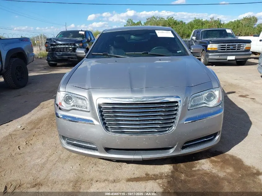 2014 CHRYSLER 300  