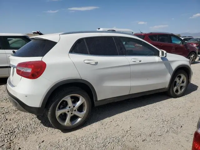 2019 MERCEDES-BENZ GLA 250  