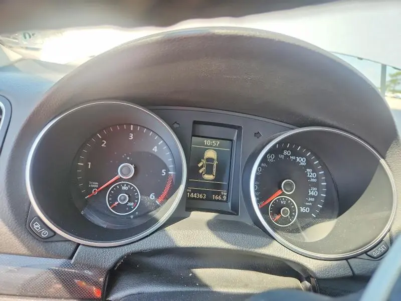 2014 VOLKSWAGEN JETTA   
