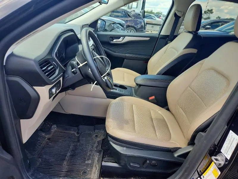 2022 FORD ESCAPE SEL  