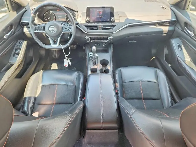 2019 NISSAN ALTIMA SR  