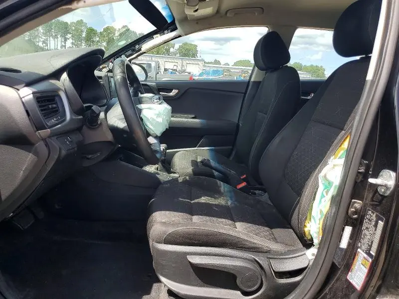 2020 KIA RIO LX  