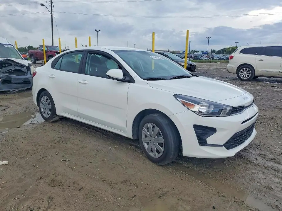 2023 KIA RIO LX  