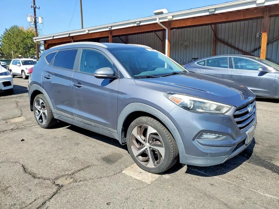 2016 HYUNDAI TUCSON SPORT  