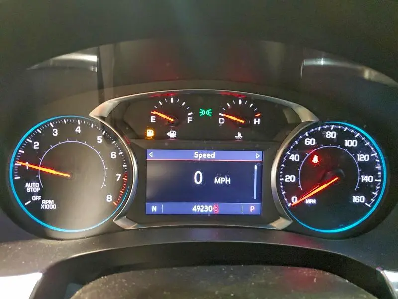 2023 CHEVROLET TRAVERSE LT  