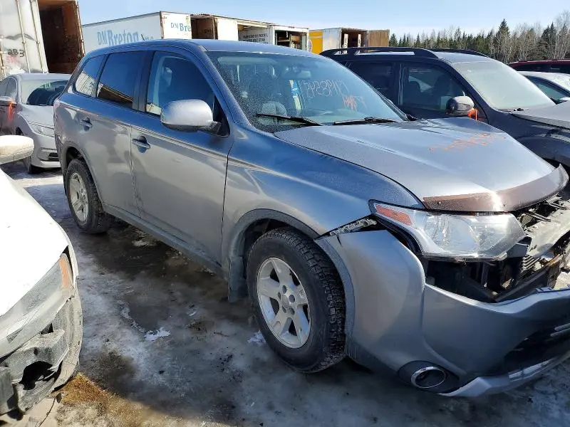 2015 MITSUBISHI OUTLANDER ES  