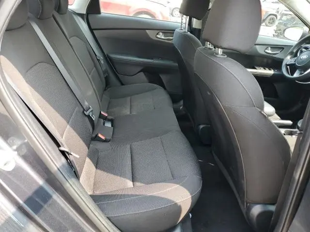 2019 KIA FORTE FE  