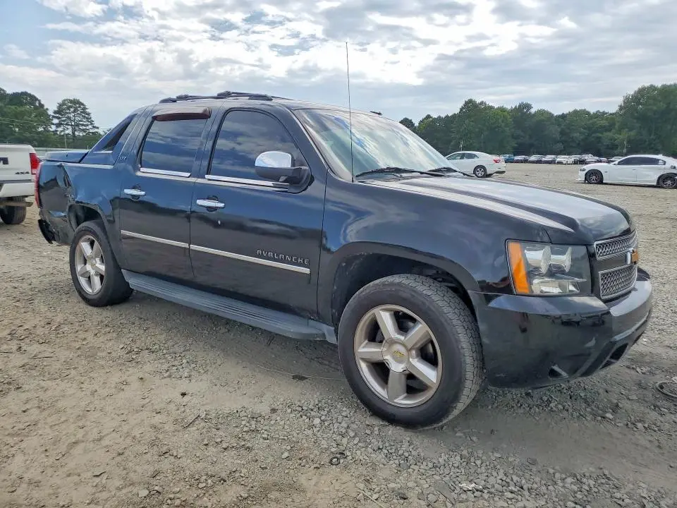 2012 CHEVROLET AVALANCHE LTZ  