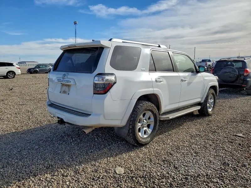 2016 TOYOTA 4RUNNER SR5  