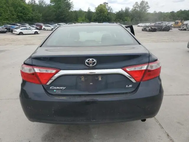 2016 TOYOTA CAMRY LE  