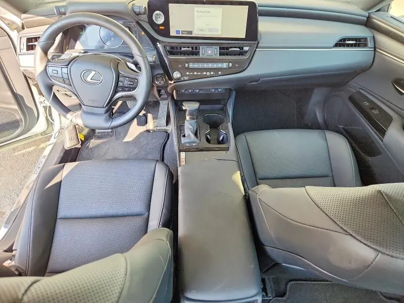 2024 LEXUS ES 300H BASE  