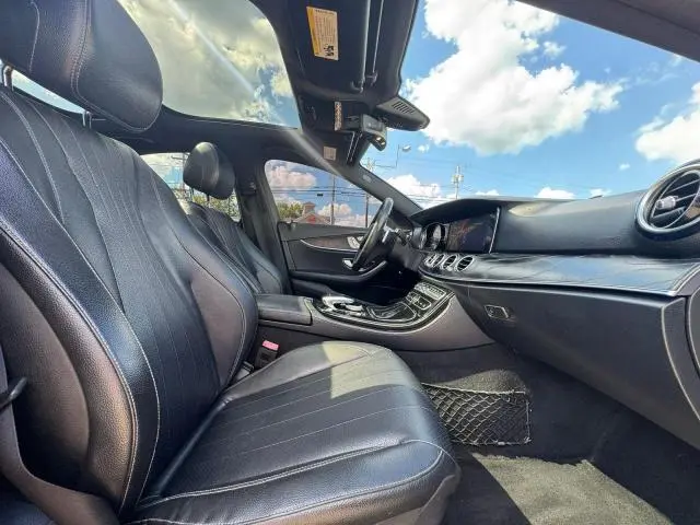 2017 MERCEDES-BENZ E 300 4MATIC  