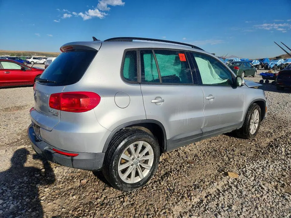 2015 VOLKSWAGEN TIGUAN S  
