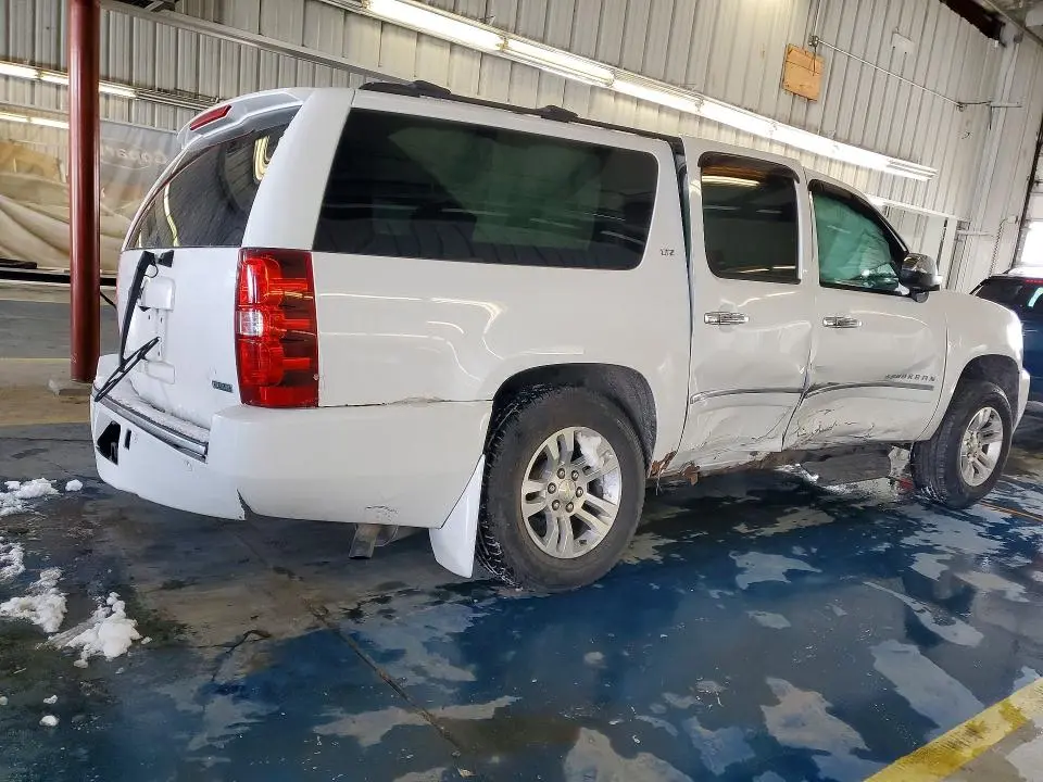 2011 CHEVROLET SUBURBAN K1500 LTZ  