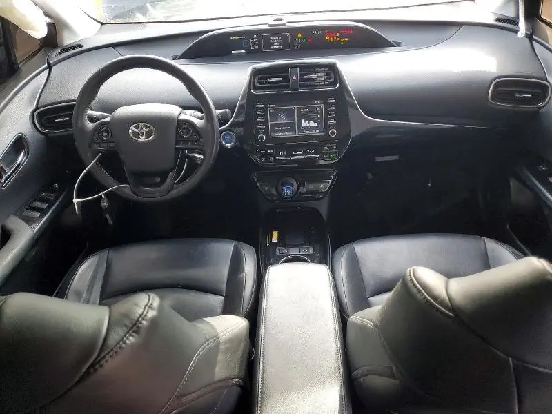 2020 TOYOTA PRIUS XLE  