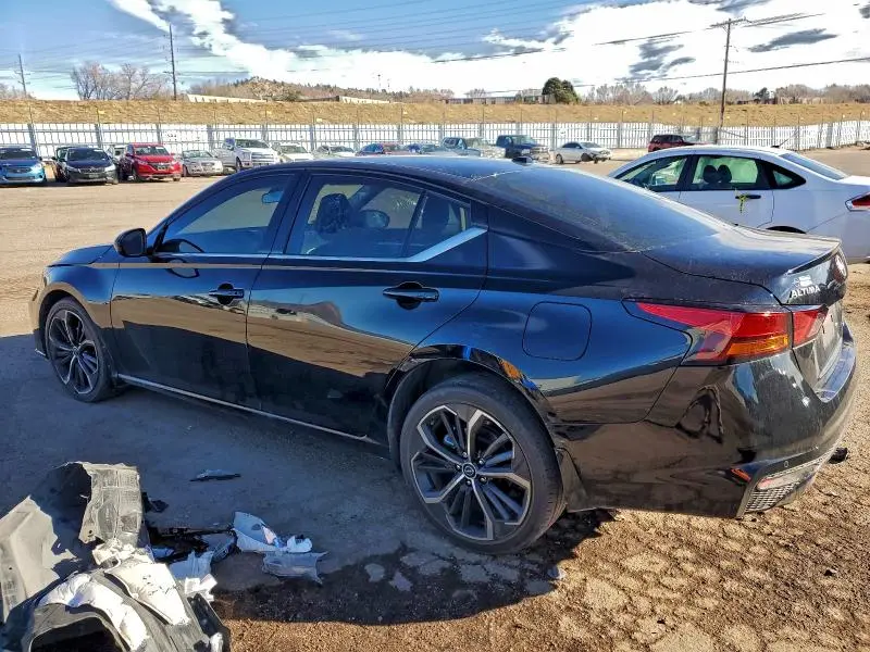 2024 NISSAN ALTIMA SR  