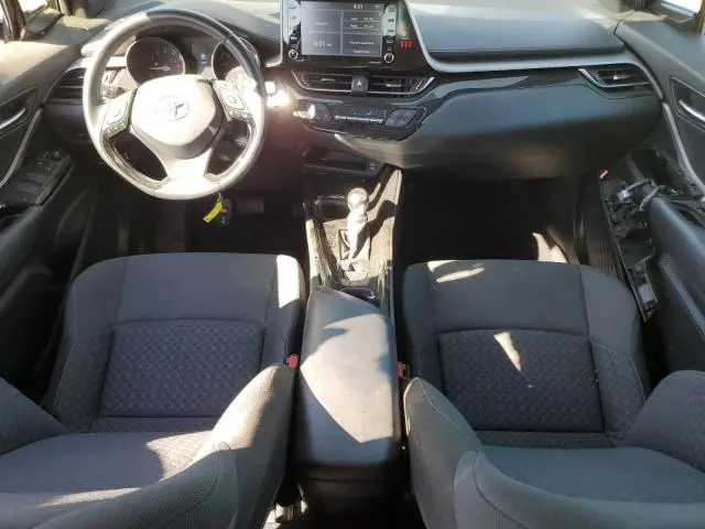 2021 TOYOTA C-HR XLE  