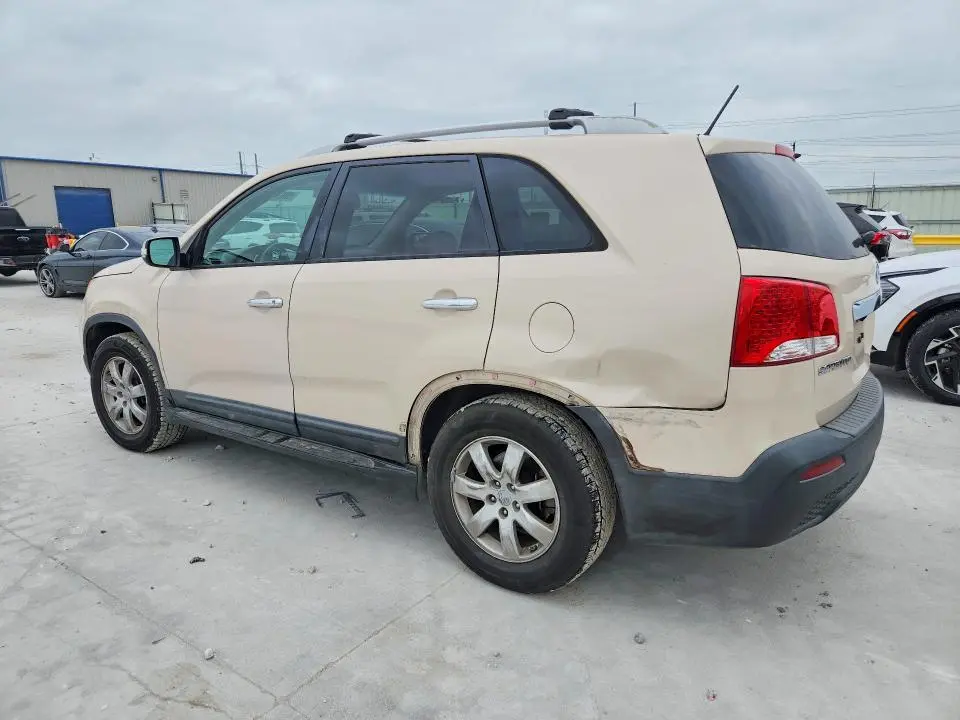 2012 KIA SORENTO LX  