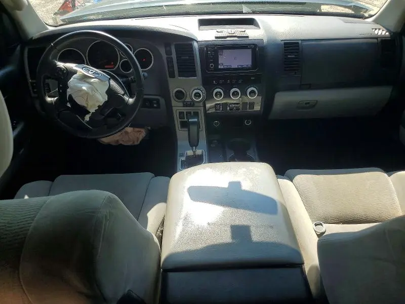 2013 TOYOTA SEQUOIA SR5  