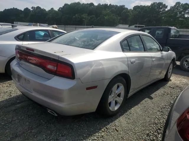 2012 DODGE CHARGER SE  