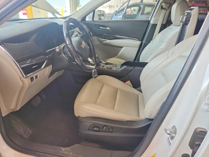 2019 CADILLAC XT4 LUXURY  